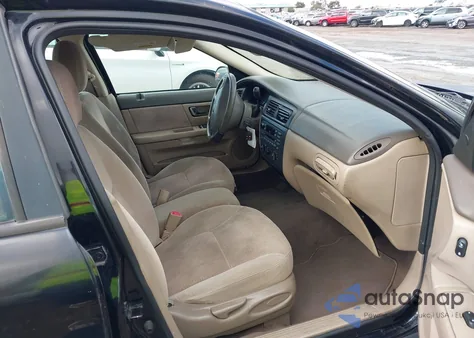 2001 Ford Taurus Ses from USA, damaged, VIN 1FAFP55U21A183207